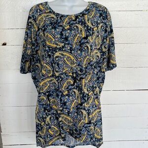 Lularoe Shirt Size M